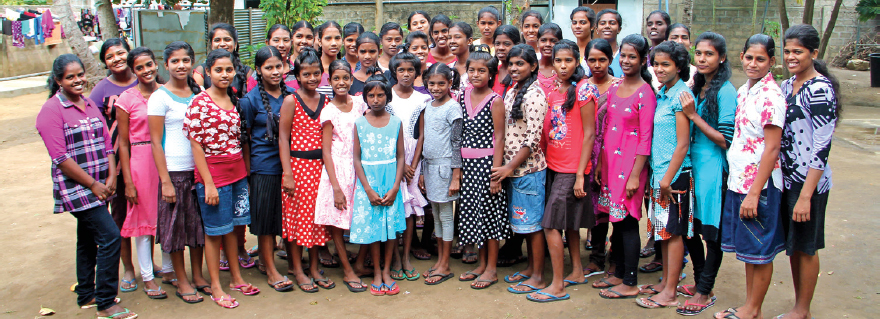 Picture of the girls and staff of Jaffna Children's Home