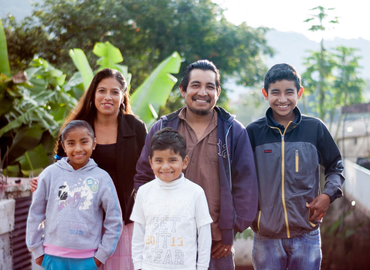 Paz Islas Rufino with family in Mexico