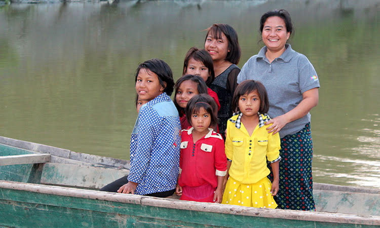 Picture of social worker in Myanmar